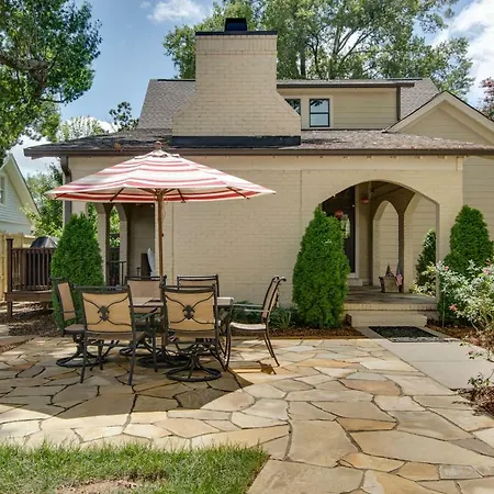 Caroline House Historic 4*