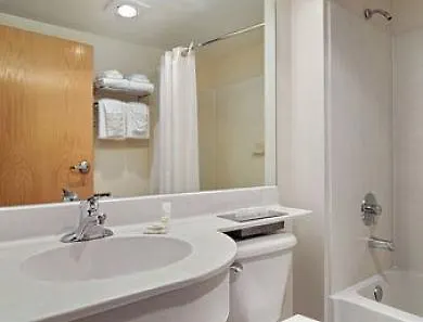 Microtel & By Wyndham Hotel