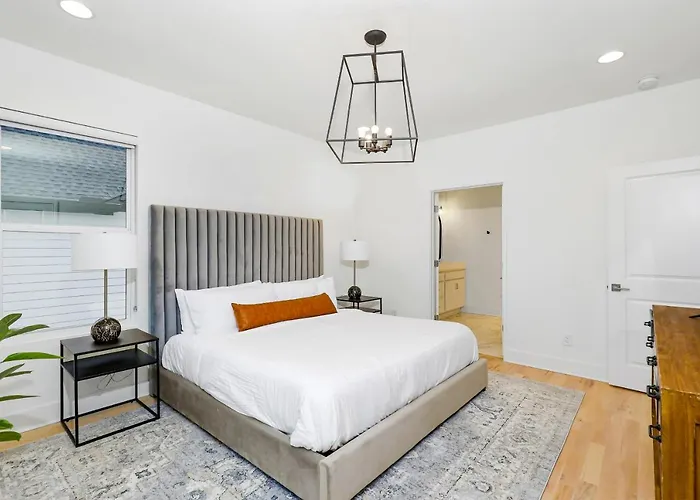 Park West 7