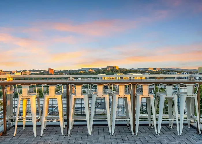 Dolly\'S Big House - 18 Beds Skydeck Views