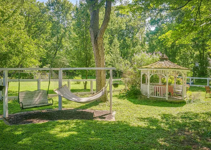 Nashville Getaway With Gazebo, 11 Mi To Downtown!