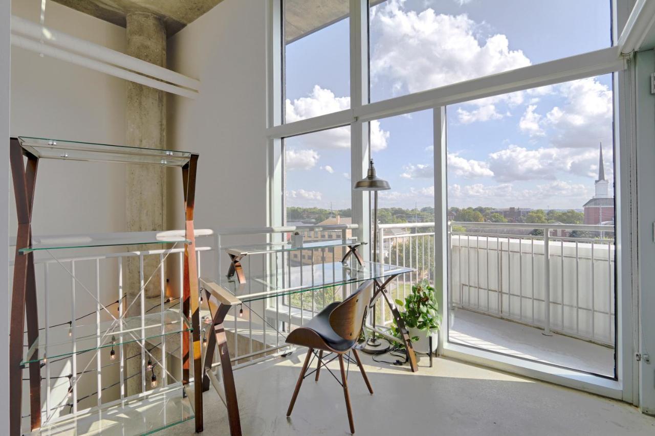Spectacular Views In Contemporary Two Story Holiday home