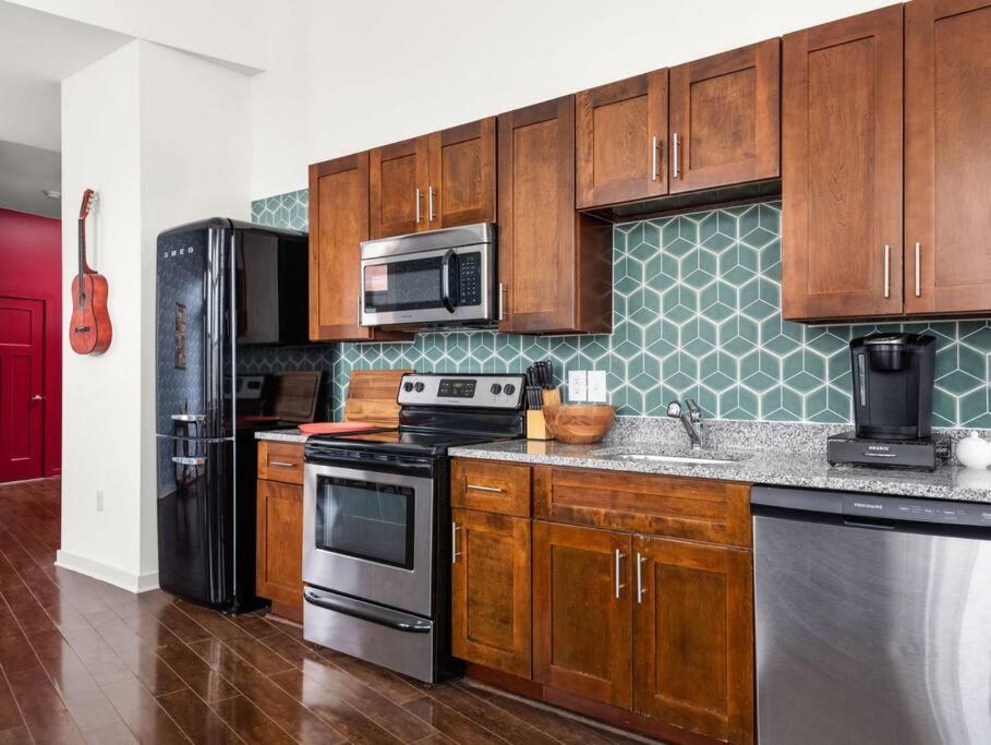 Apartment Music Row Pearls With Vandy And Belmont At Your Doorstep *