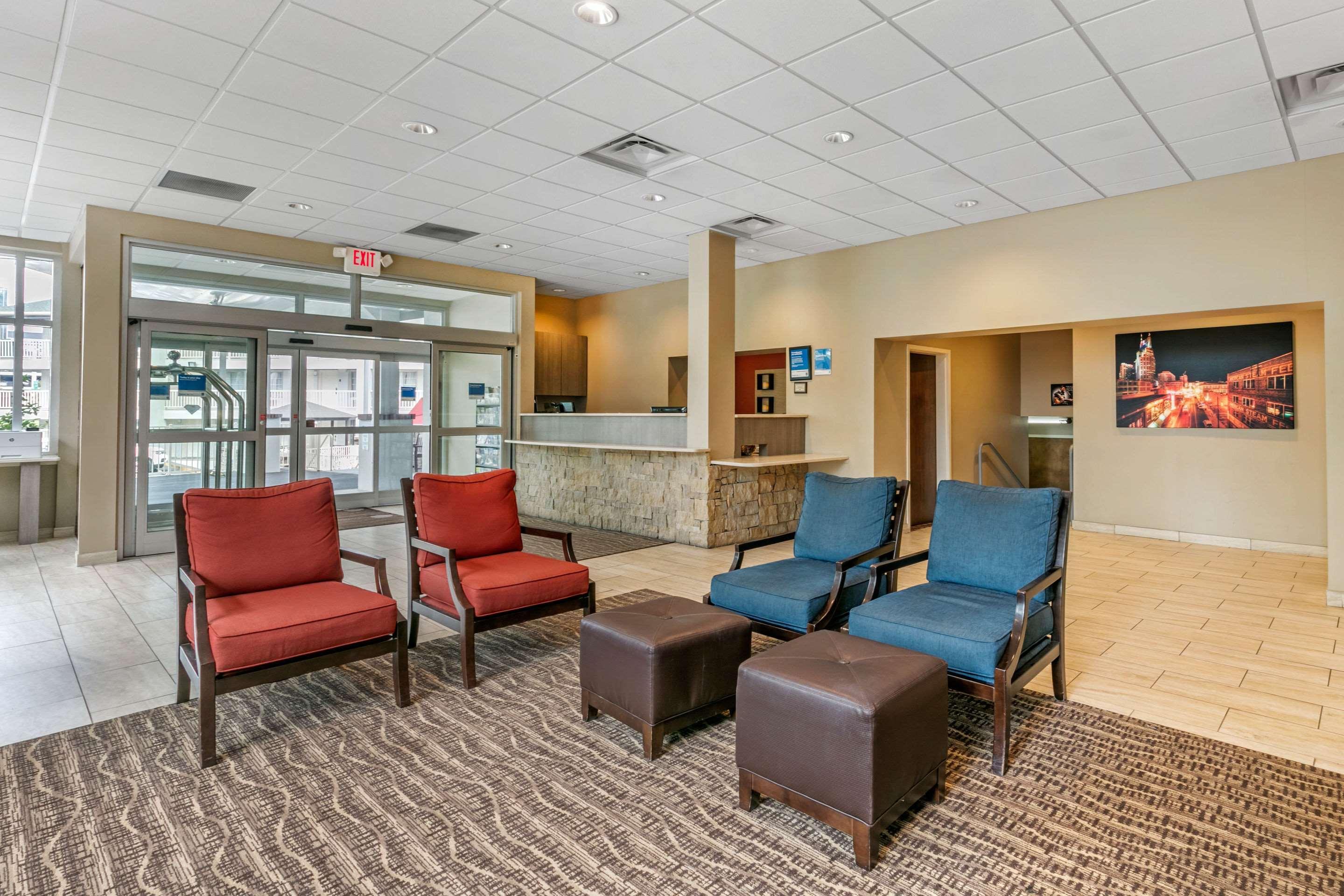 Comfort Downtown - Music Center Inn