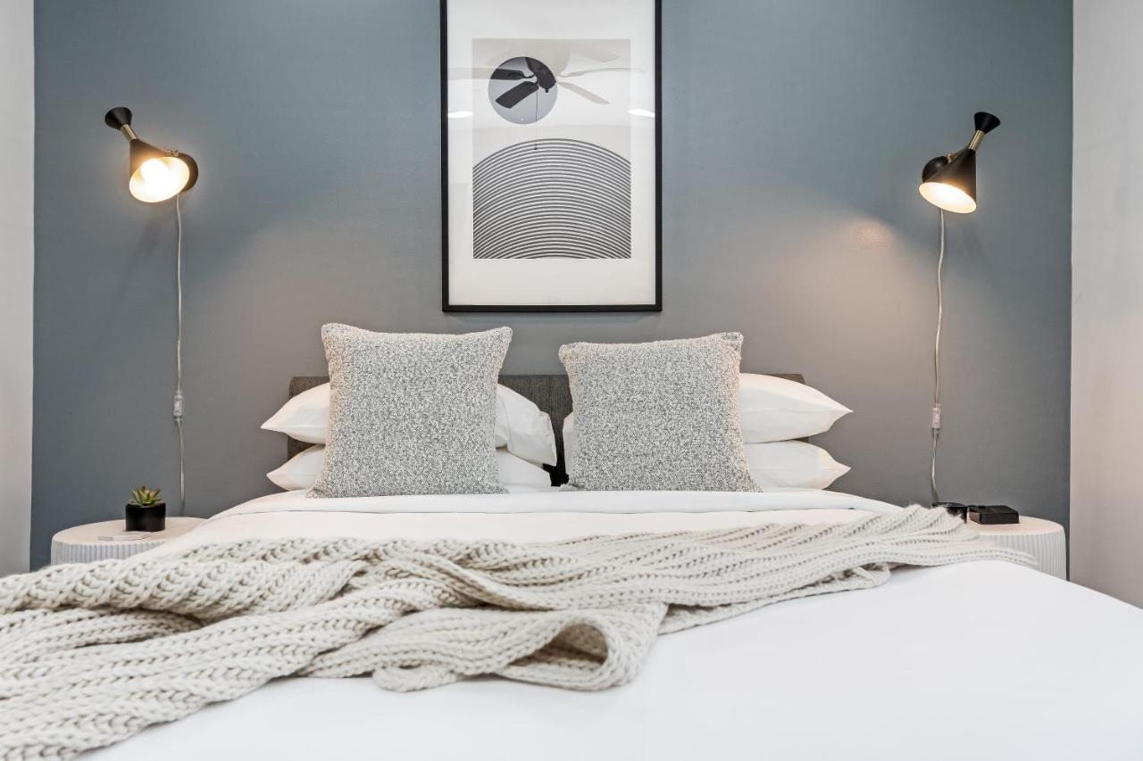 Abode - Germantown Apartment *