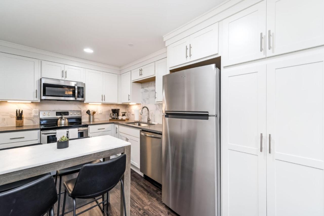 Abode - Germantown Apartment *