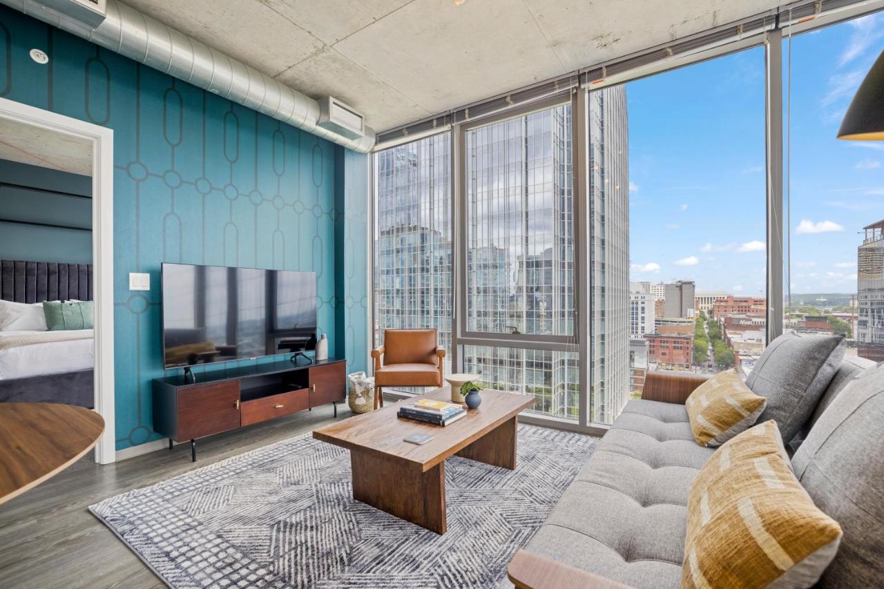 Placemakr Premier Sobro Hotel