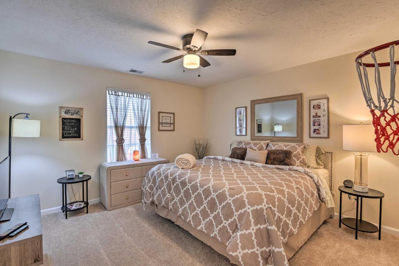 Charming About 6 Mi To Downtown! Holiday home *