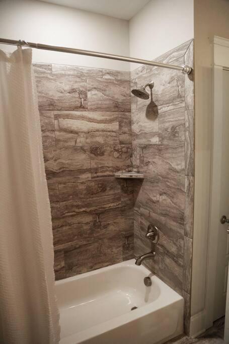 Willie - Corporate - Charlotte Park * Nashville