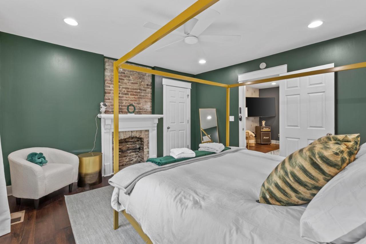 Space Cowboy - Huge Yard, Firepit, Close2downtown Holiday home
