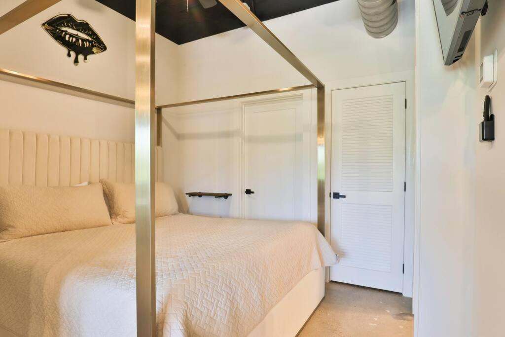 Quiet, And Cozy, Minutes From Attractions And Experiences! Apartment Nashville