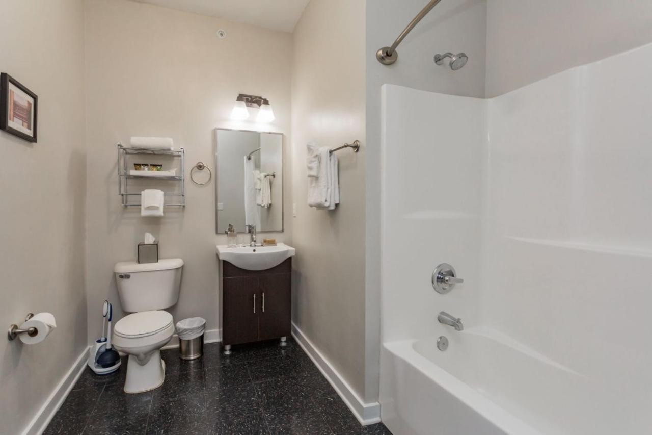 Cozysuites Musicrow Astonishing With Free Parking 53 Apartment Nashville