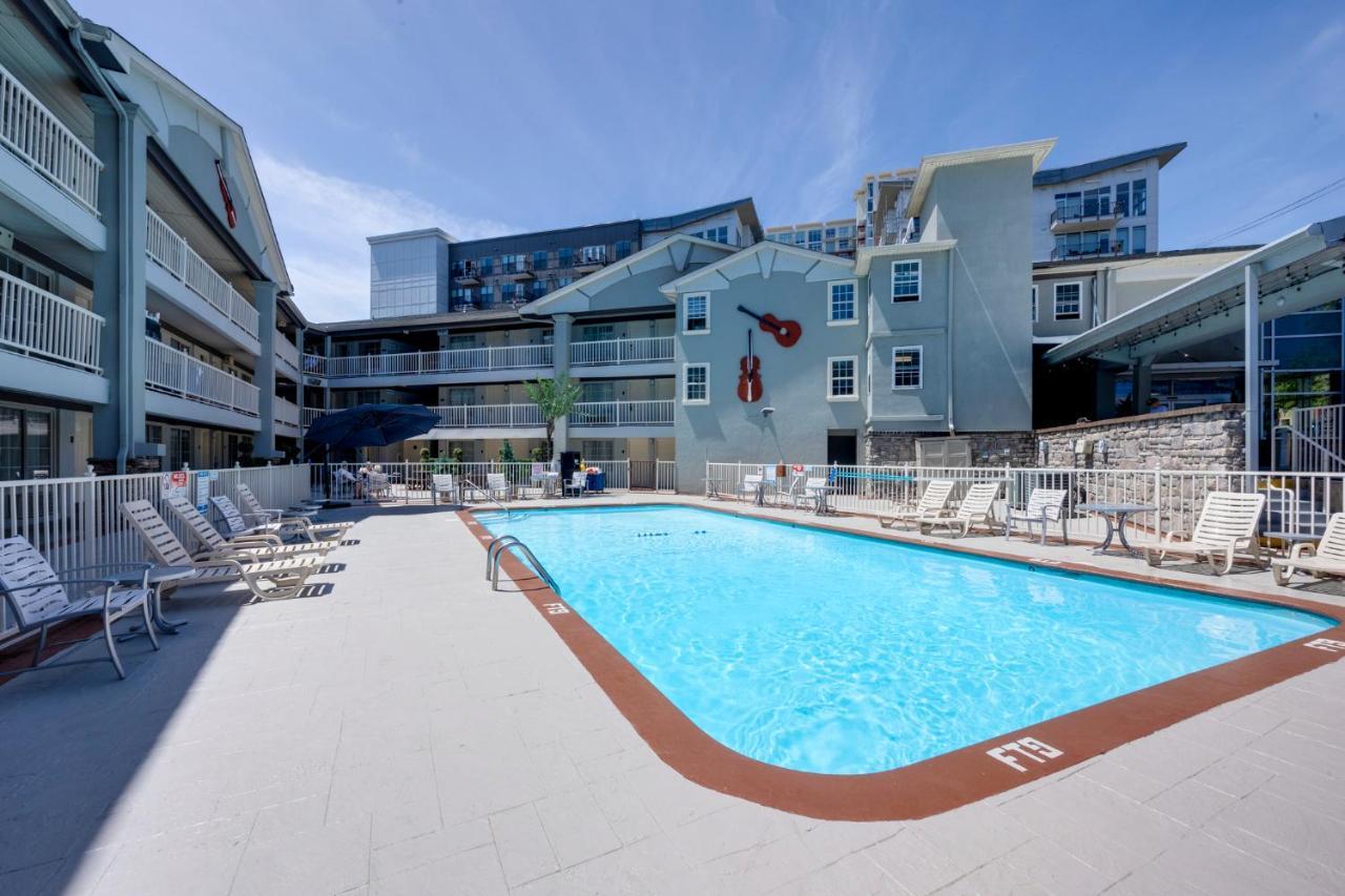 Inn Comfort Downtown - Music Center 4*