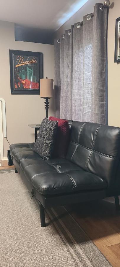 Captain's Quarters Riverfront #2