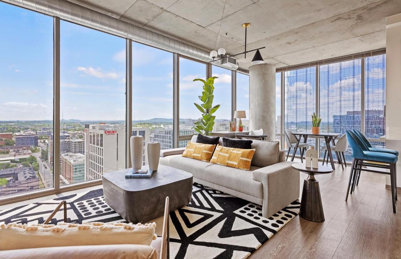 Placemakr Premier Sobro Hotel