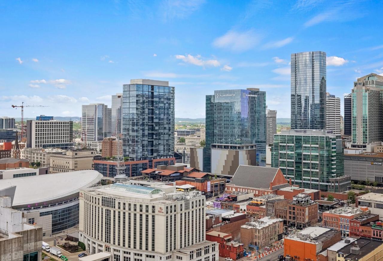 Hotel Placemakr Premier Sobro