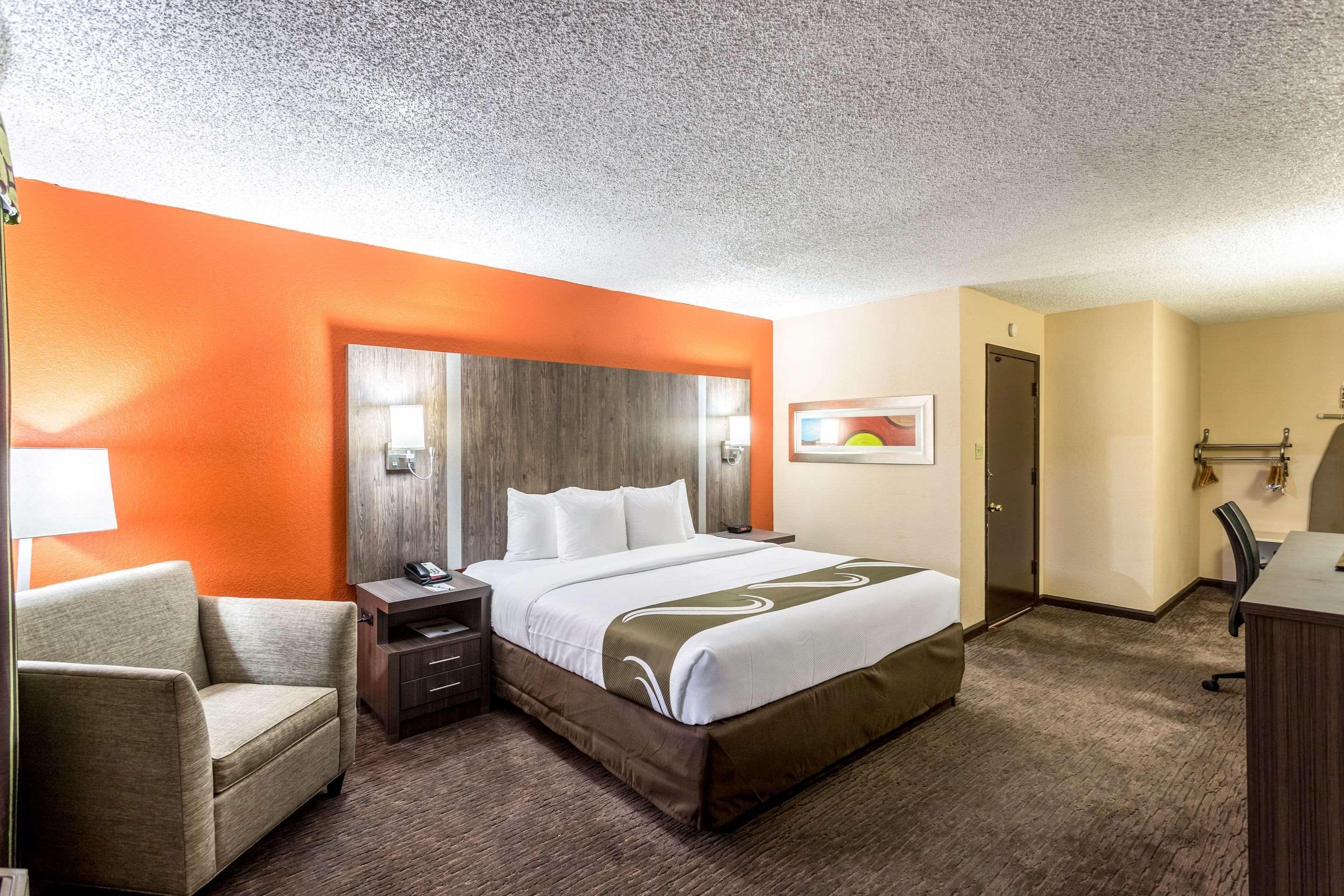 Hotel Comfort & Downtown - Stadium Nashville