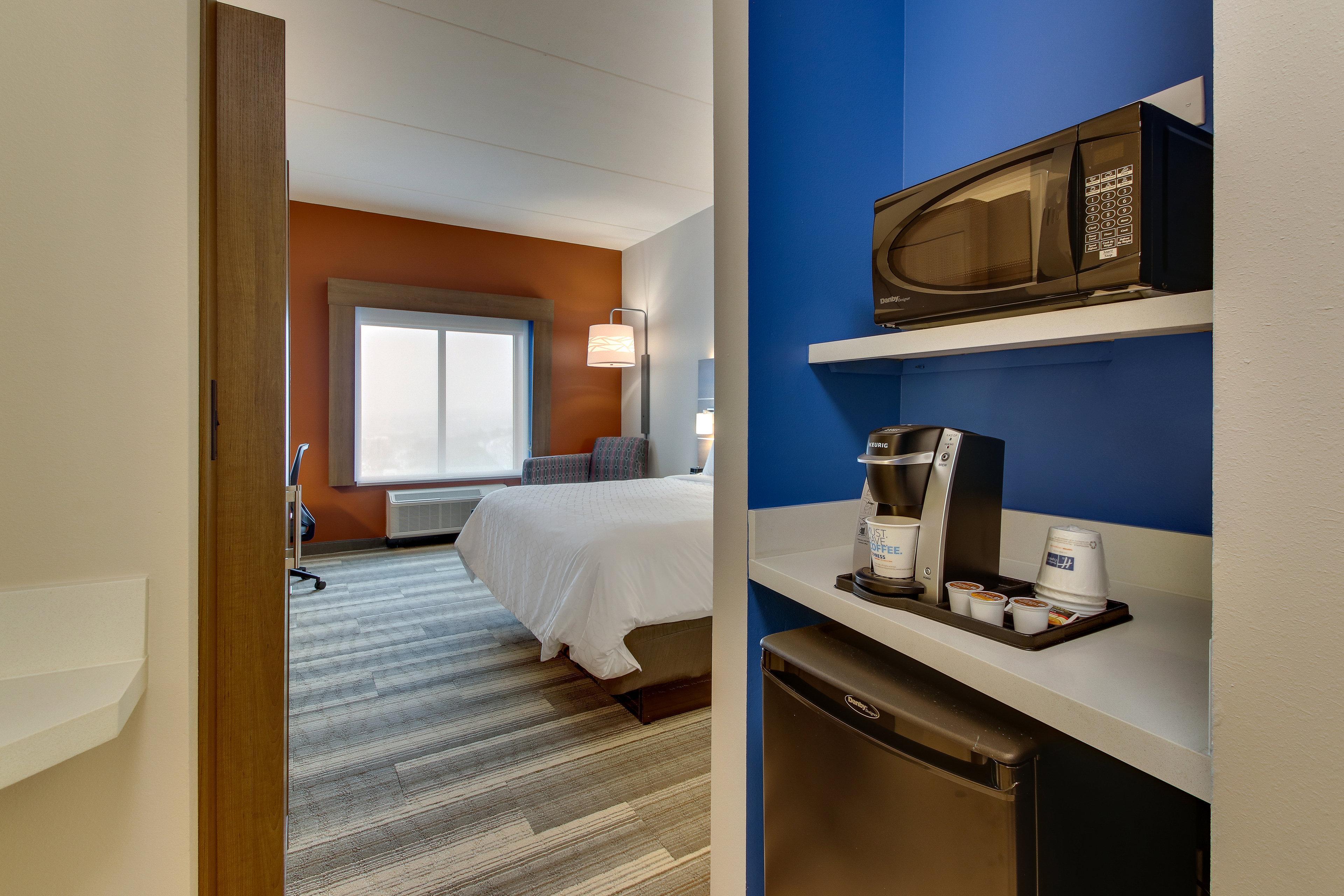 Express & - Metrocenter Downtown By Ihg Nashville