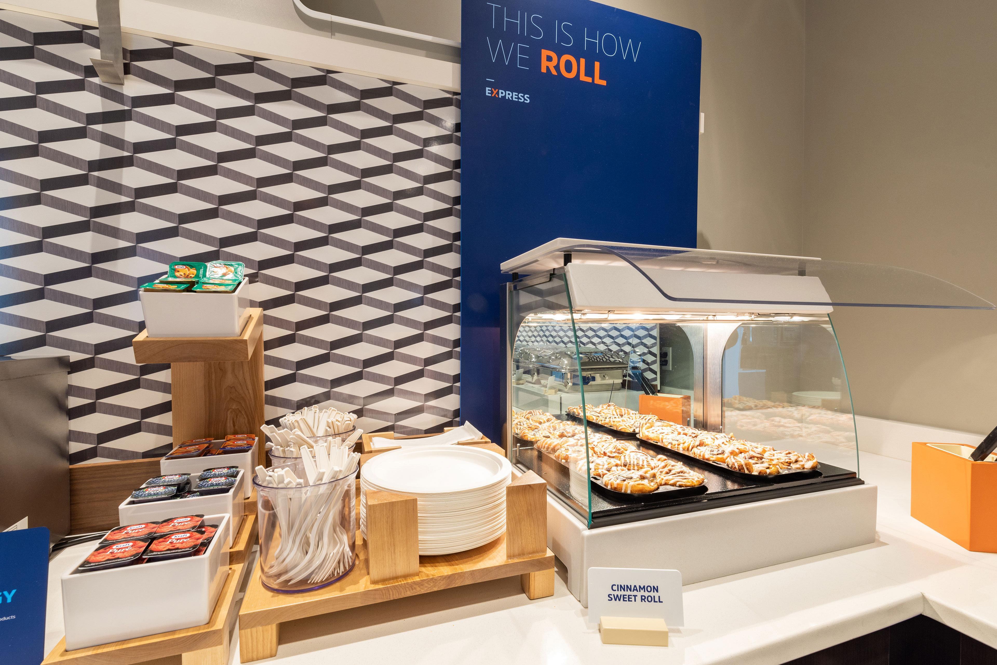 Express & - Metrocenter Downtown By Ihg Nashville