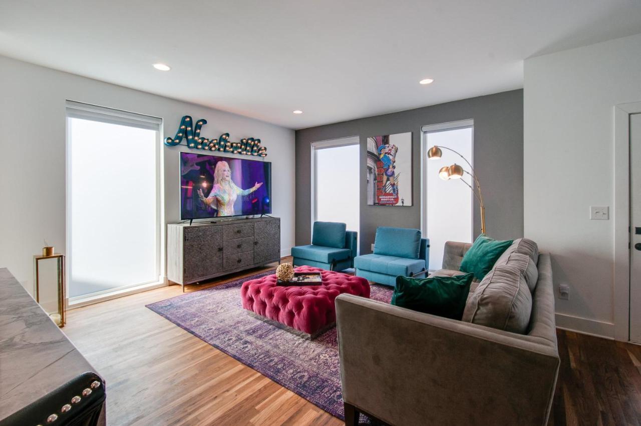 Dolly's Big House - 18 Beds Skydeck Views Holiday home Nashville