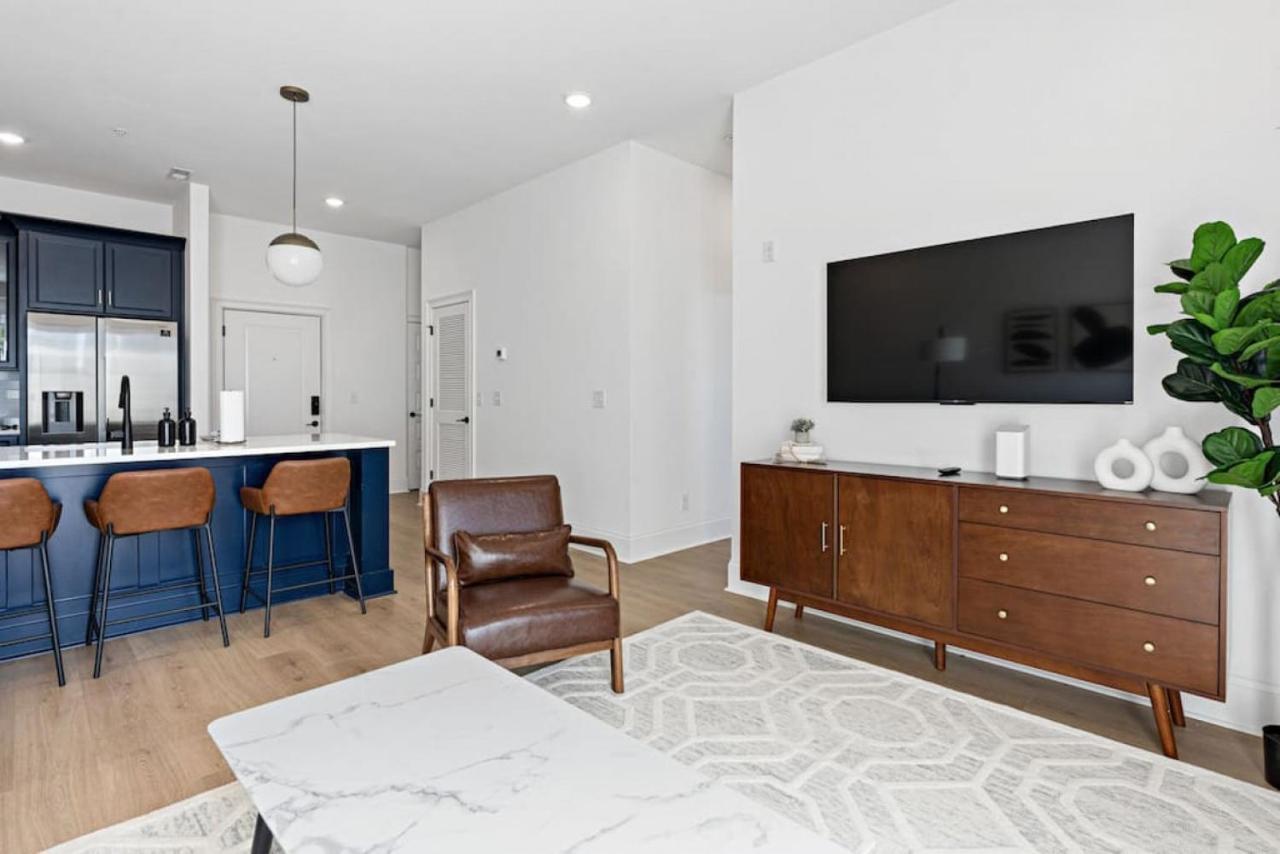 Apartment Hip New Near Broadway And Trendy East Nash With 5 Beds Nashville
