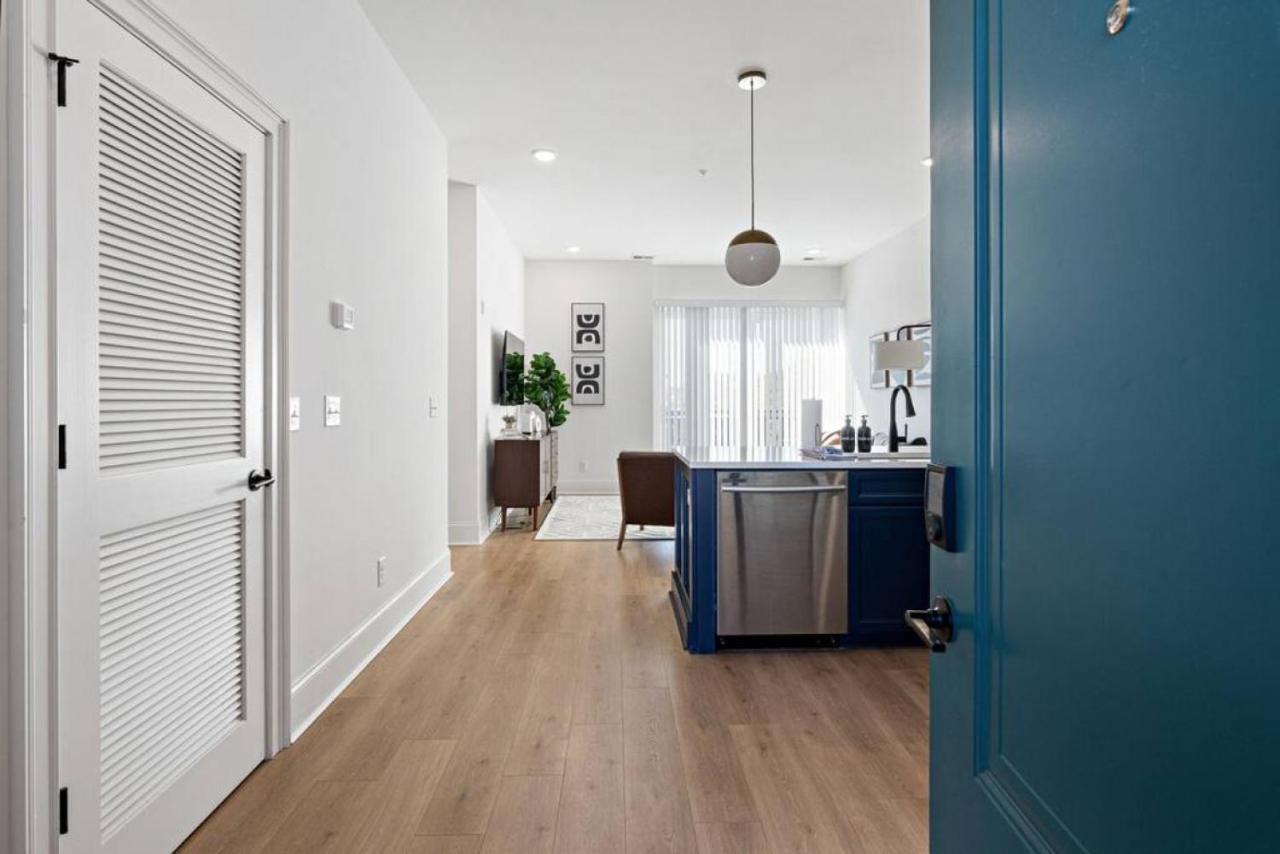 Hip New Near Broadway And Trendy East Nash With 5 Beds Apartment