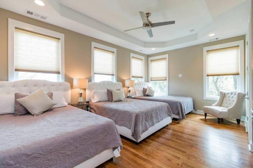 Holiday home Glitz & Guitars I Stylish 3br With Rooftop Hot Tub In East Nashville