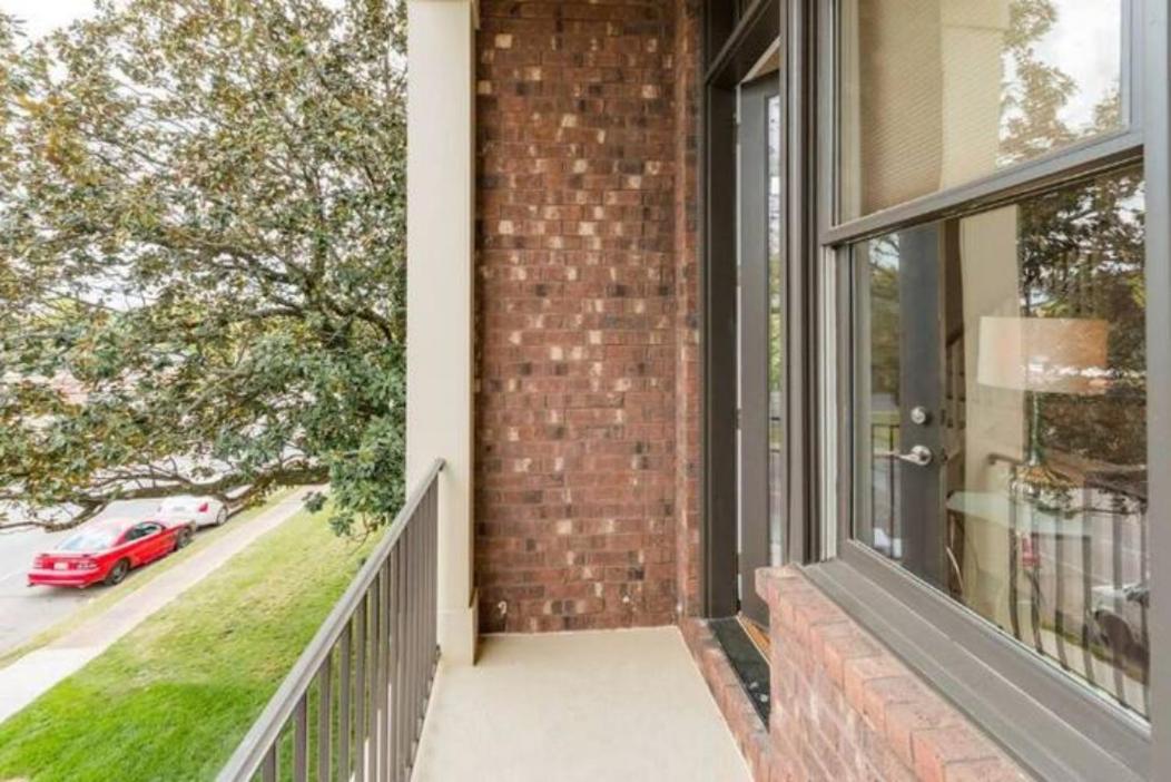 Glitz & Guitars I Stylish 3br With Rooftop Hot Tub In East * Nashville