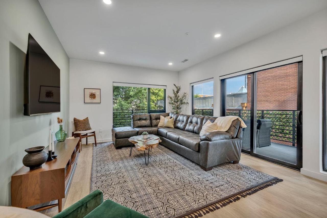 Aparthotel Huge Downtown Corner Unit- Pool-gym-walk 2 Broadway 4*