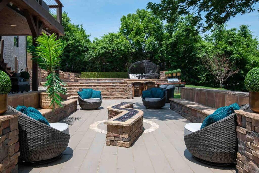 Luxury@lake Mansion Pool/hot Tub For Discerning Tastes *