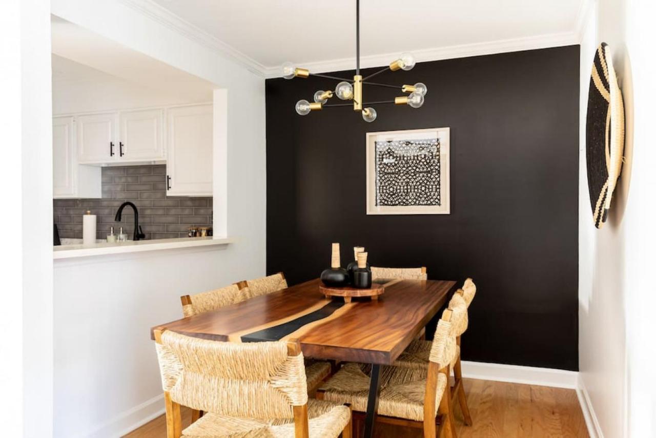 Stylish Downtown 3 Beds, 1 Bedroom With Private Patio, Parking Nashville