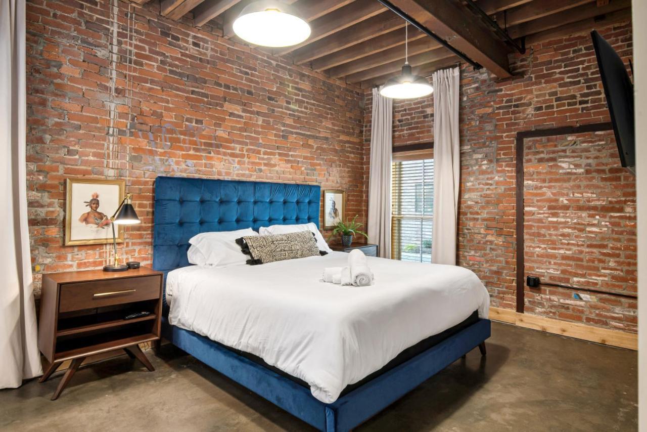 One-of-a-kind! Roll Up Garage Door-pool, Speakeasy *