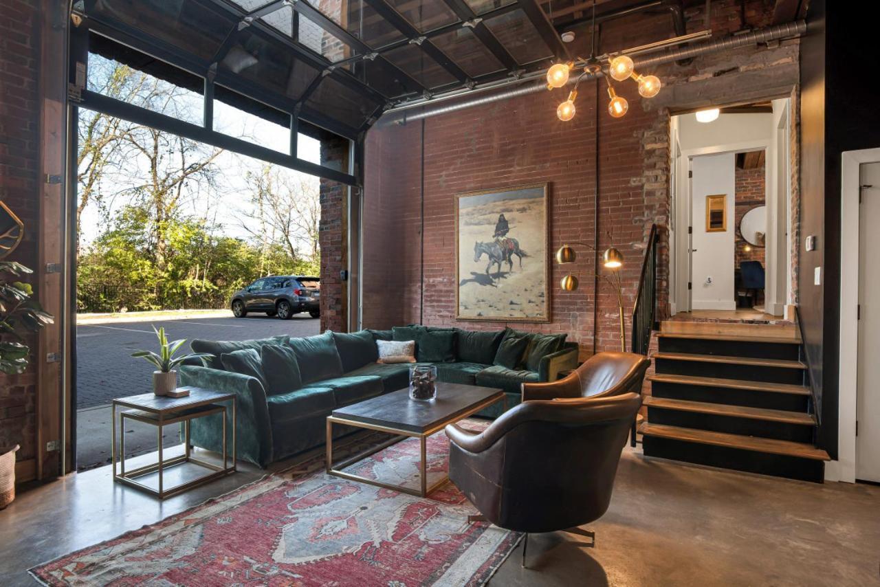 One-of-a-kind! Roll Up Garage Door-pool, Speakeasy