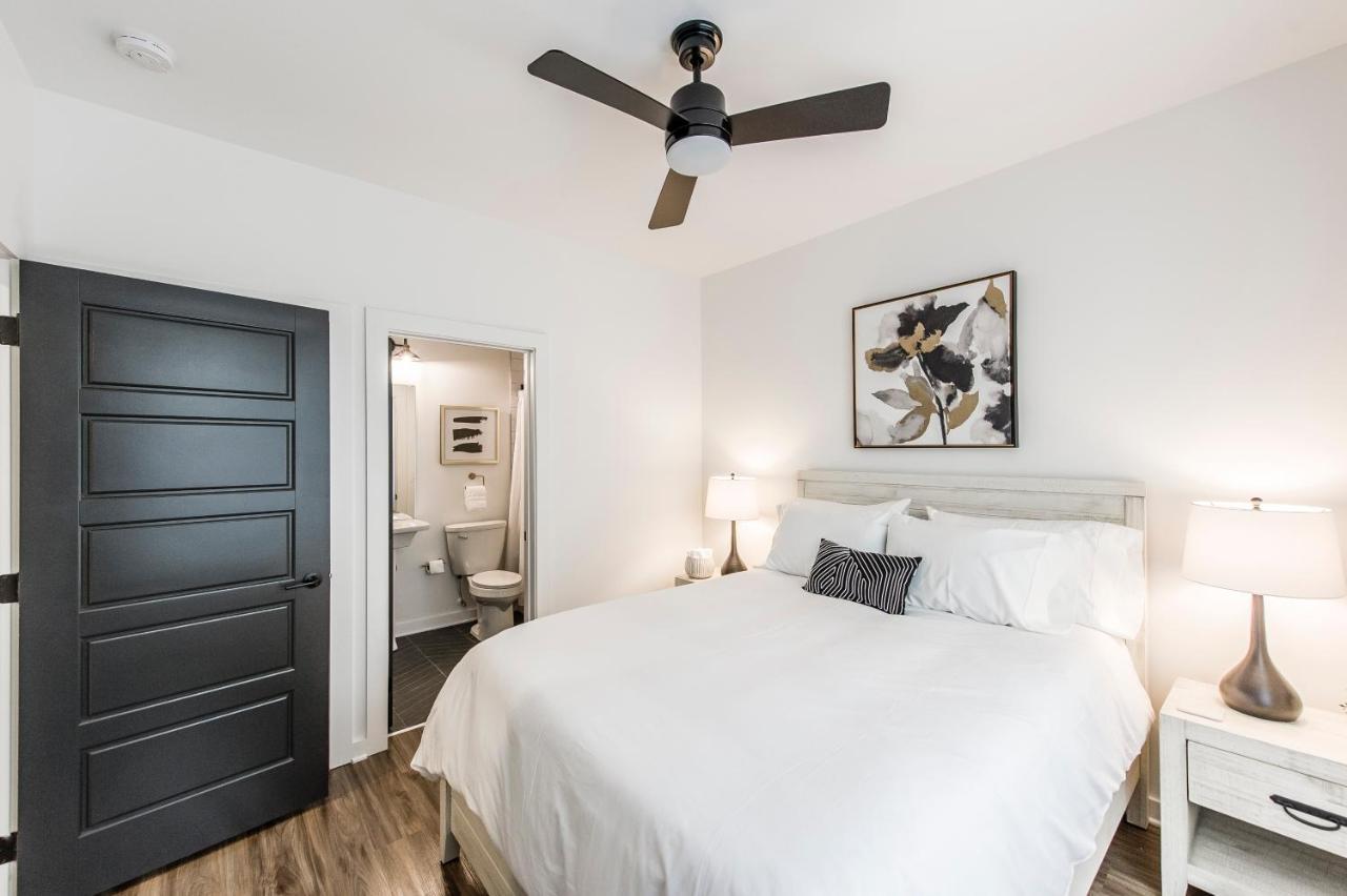 Brand New 4 Bedroom 4bath Townhome With Amazing Rooftop! Holiday home