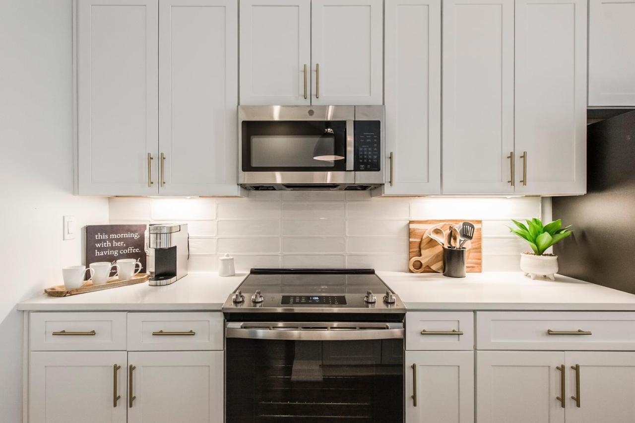 Brand New 4 Bedroom 4bath Townhome With Amazing Rooftop! Holiday home