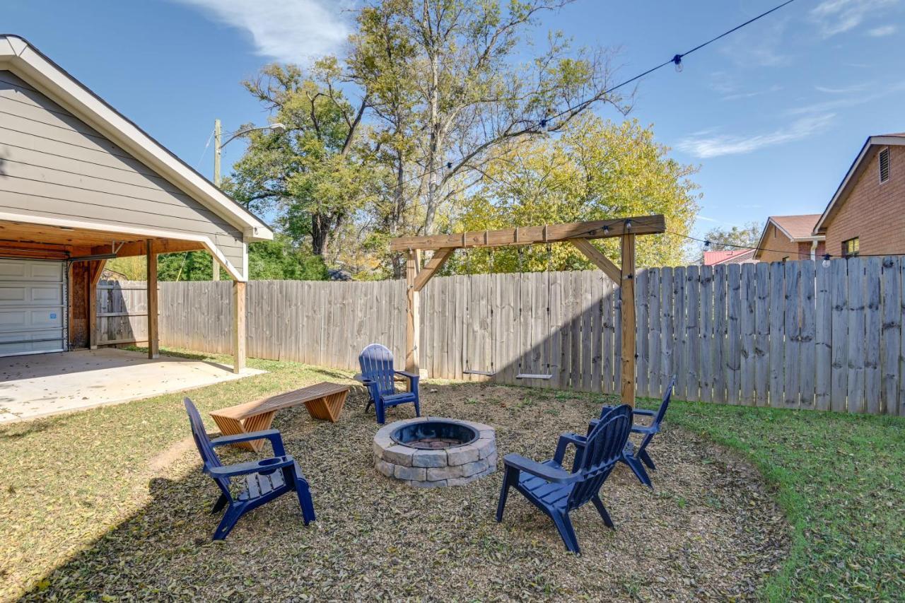 Vibrant With Deck, 2 Mi To Downtown Nashville! * Nashville
