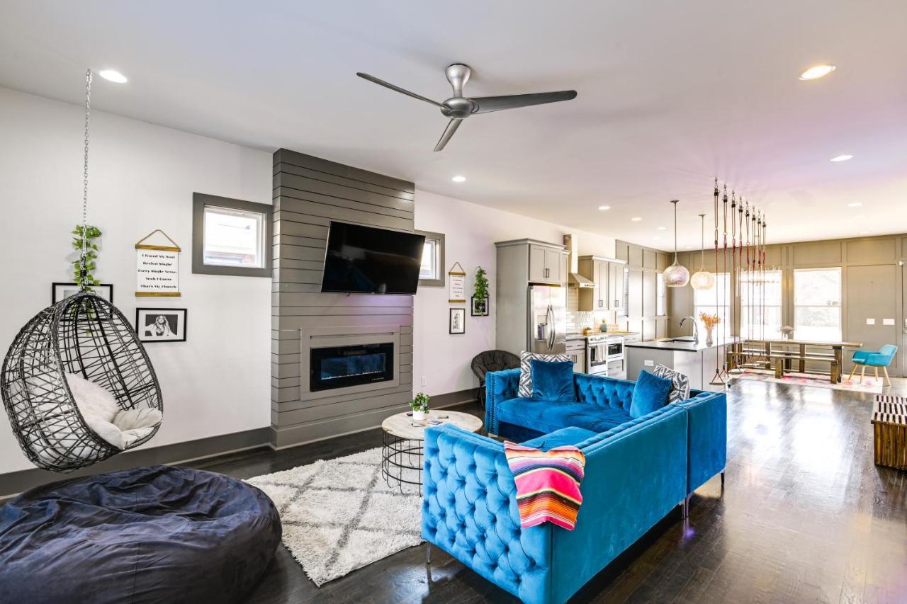 Vibrant With Deck, 2 Mi To Downtown Nashville! * Nashville