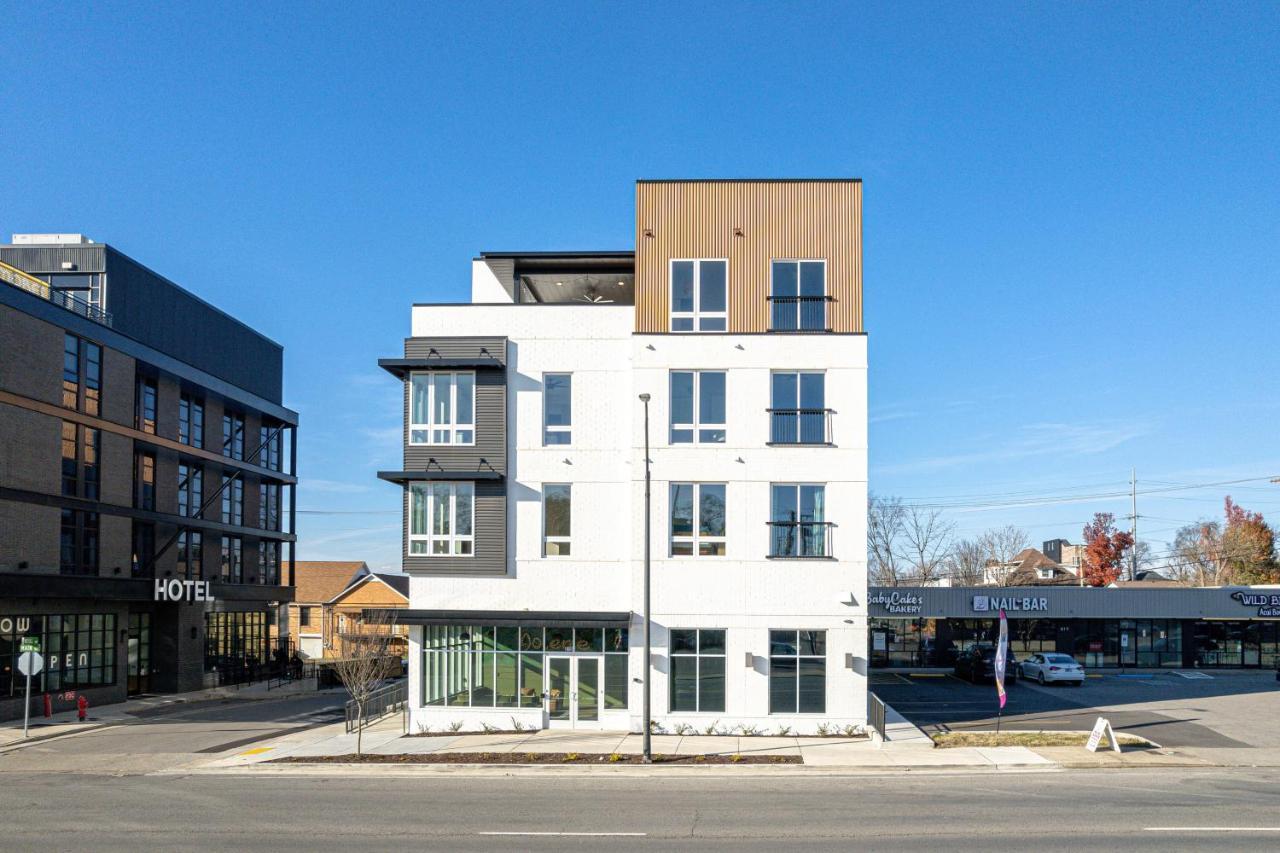 Apartment Tiger Lily *