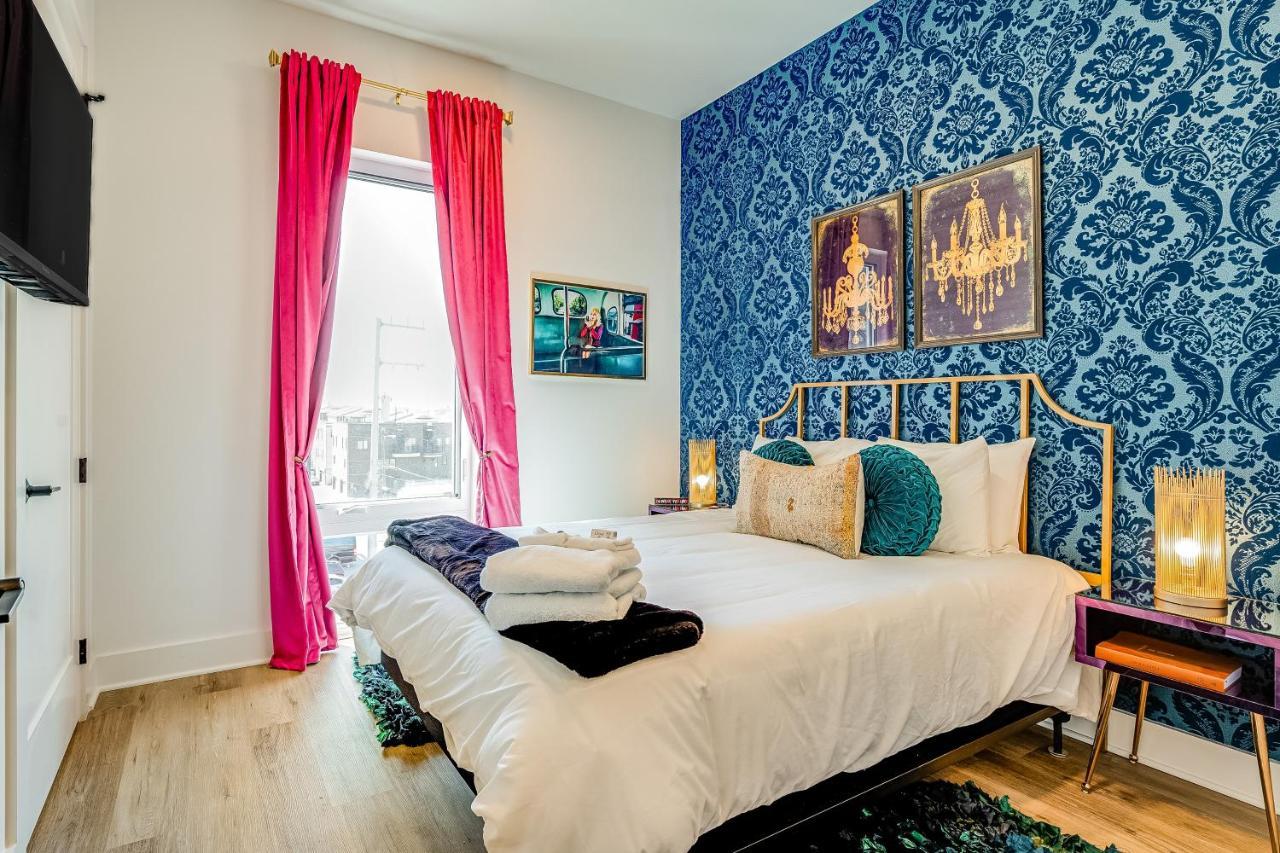 Tiger Lily Apartment