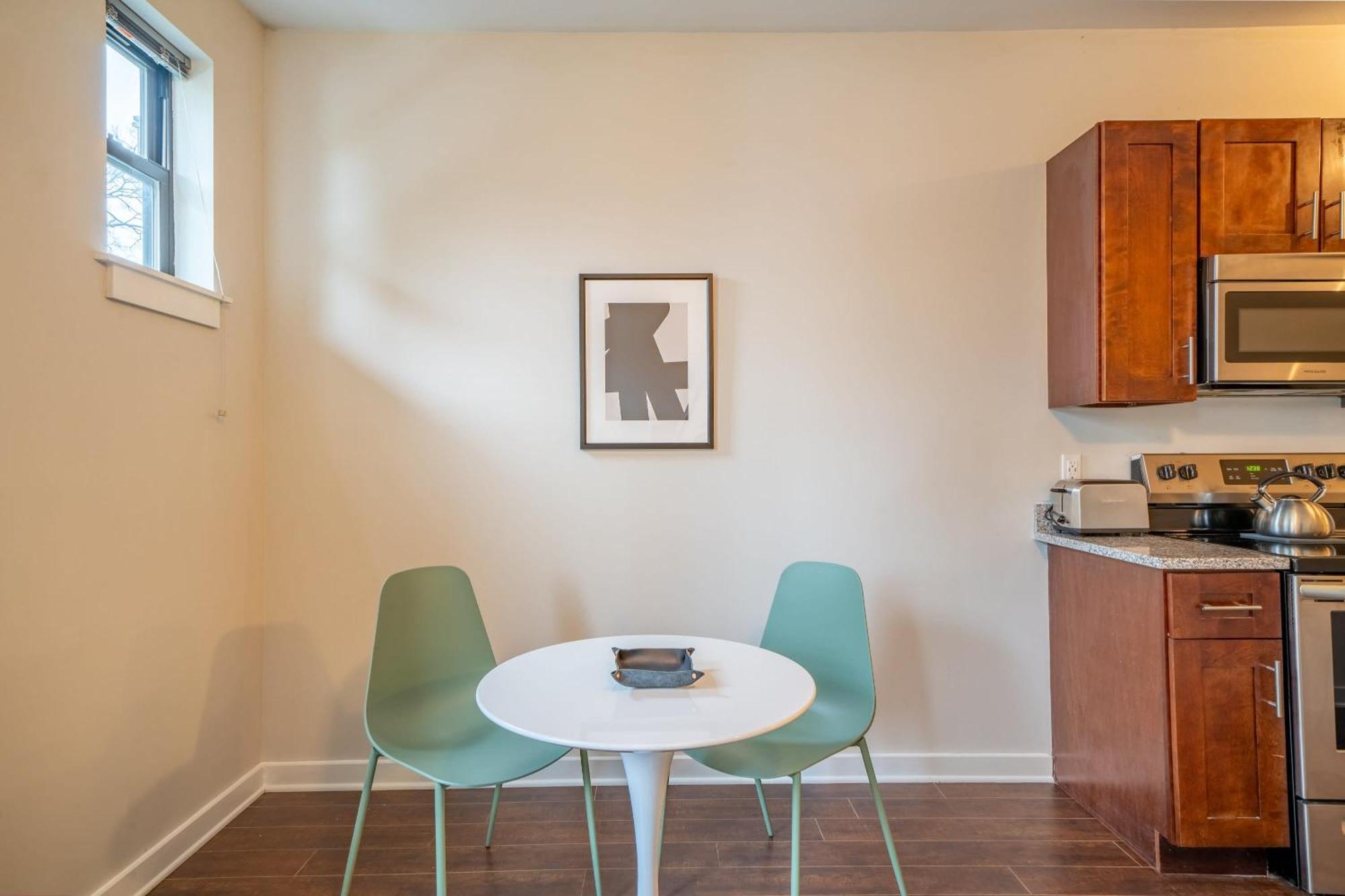 Cozysuites Musicrow Astonishing With Free Parking 23 Apartment *