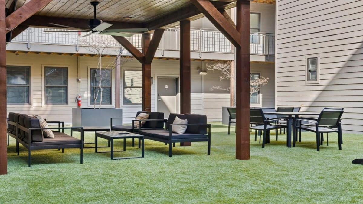 Cozysuites Music Row Stunning 2br -free Parking 05 *