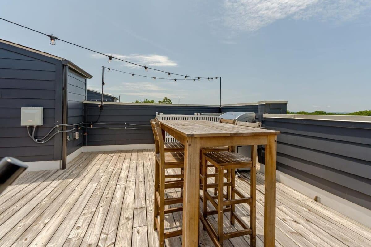 Carrie Underwood's East Side Rooftop Game Holiday home Nashville