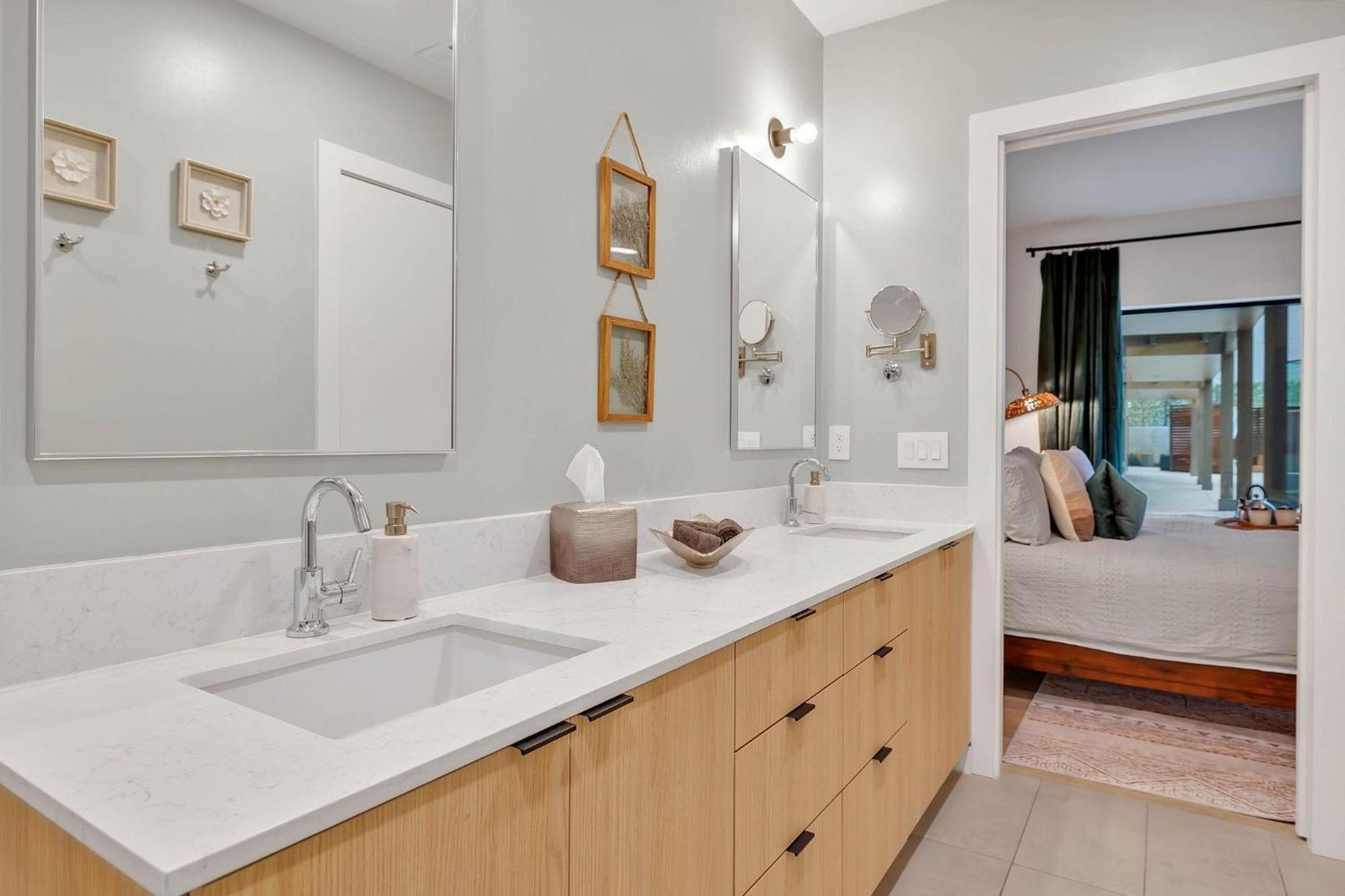 Holiday home Hyve - Southern Comfort - Walk To Broadway *