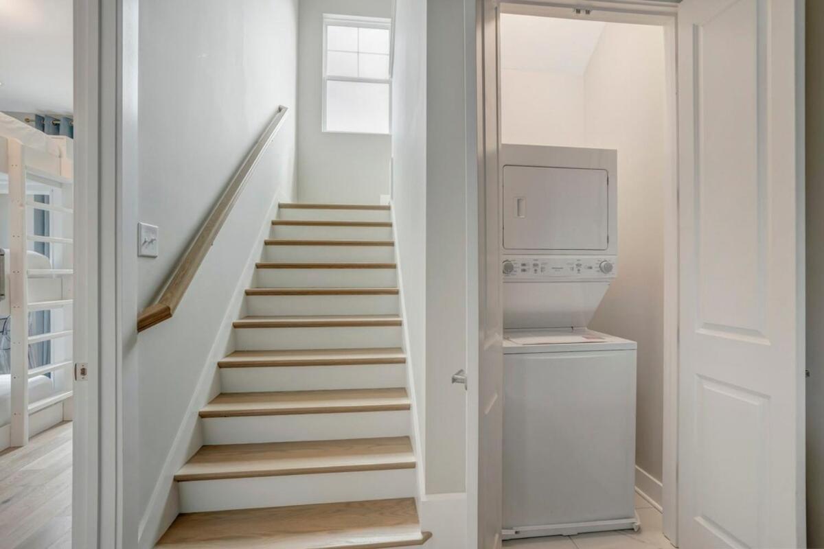 New Blue Bird Haven 13beds Rooftop View Free Parking 4*