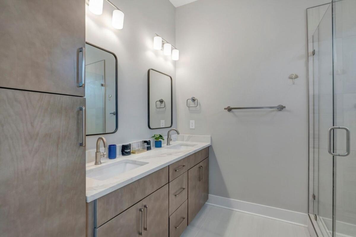 New Blue Bird Haven 13beds Rooftop View Free Parking 4*