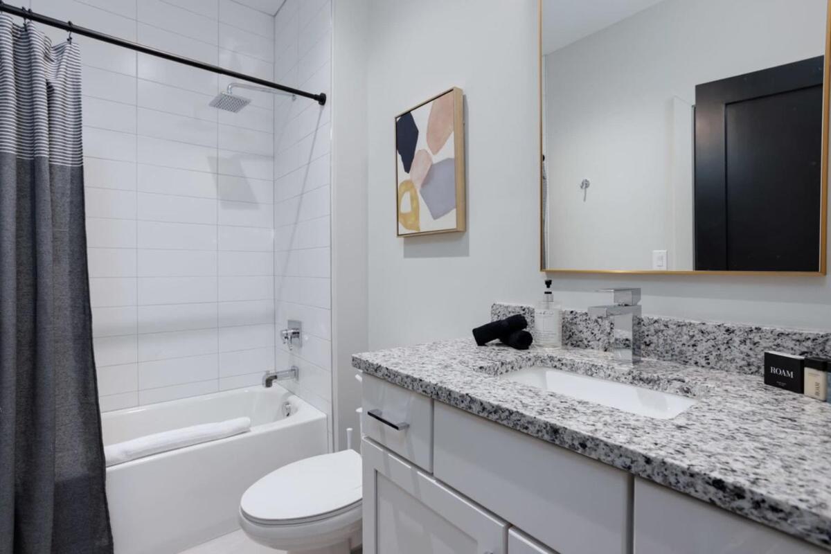 New East Oasis 13beds Roofdeck Free Parking *