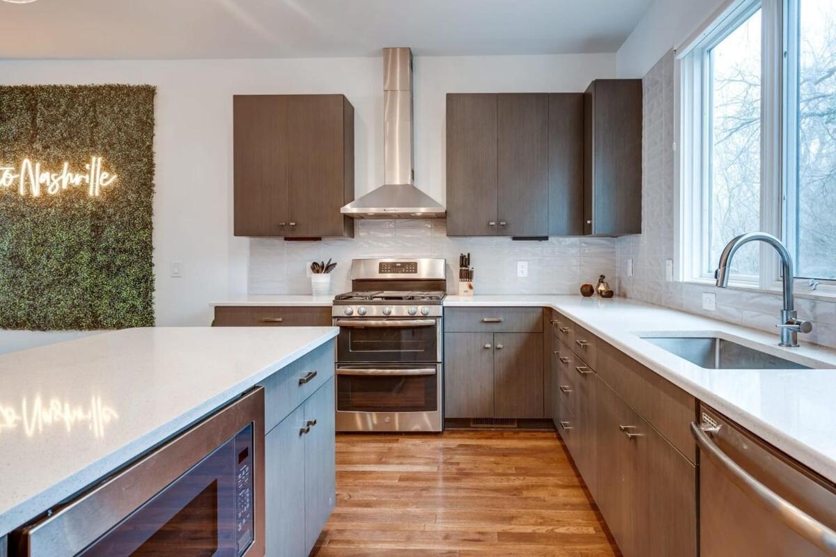 Downtown Luxury - 10 Beds & Free Parking Holiday home Nashville