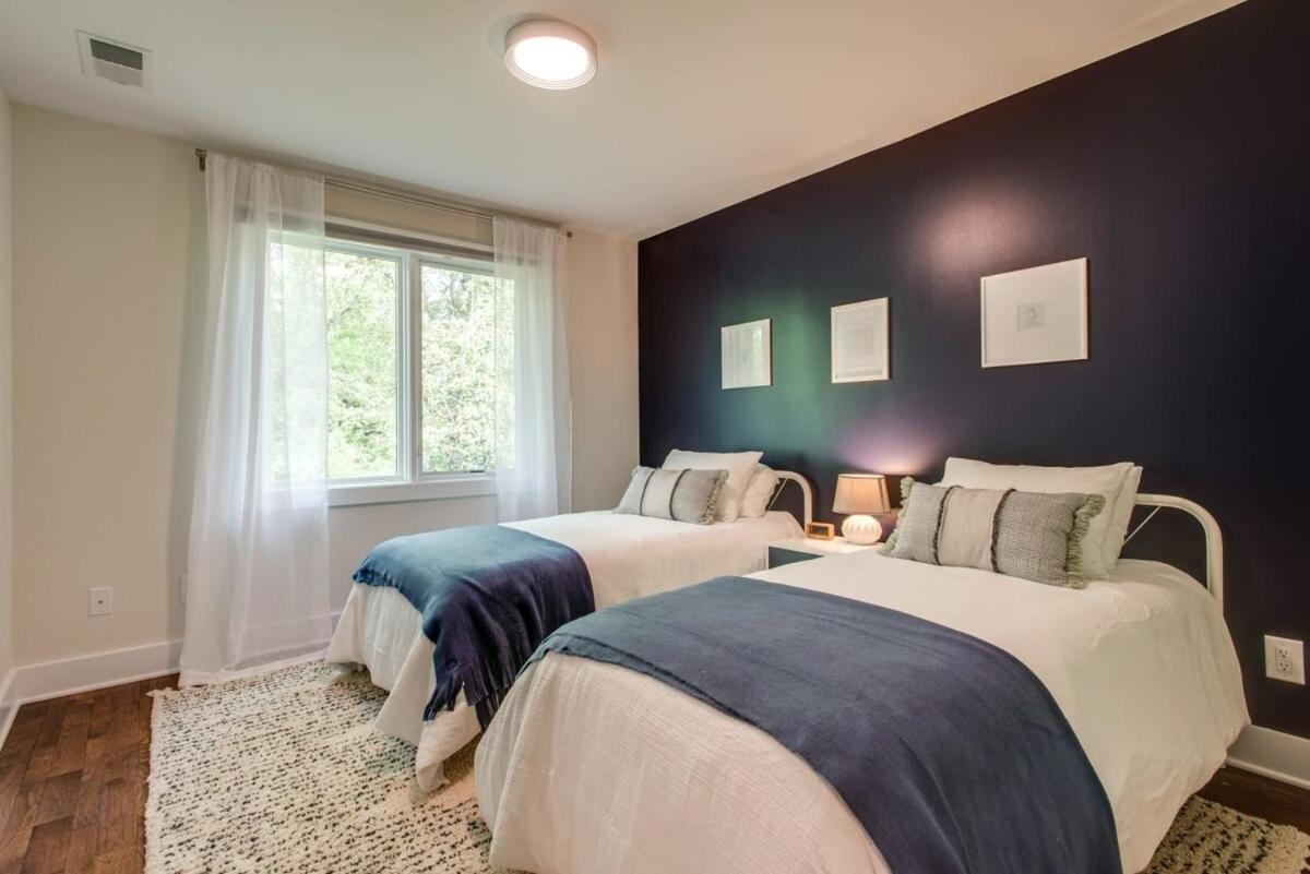 Downtown Luxury - 10 Beds & Free Parking