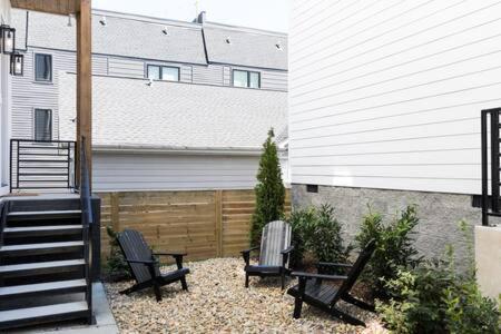 The Waylon - 8 Beds And Cozy Rooftop Lounge Holiday home *