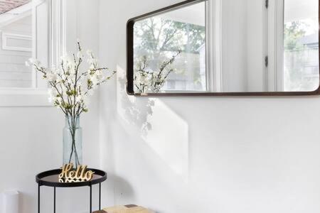 The Hadley House - Cozy Porch & Fenced In Backyard Nashville